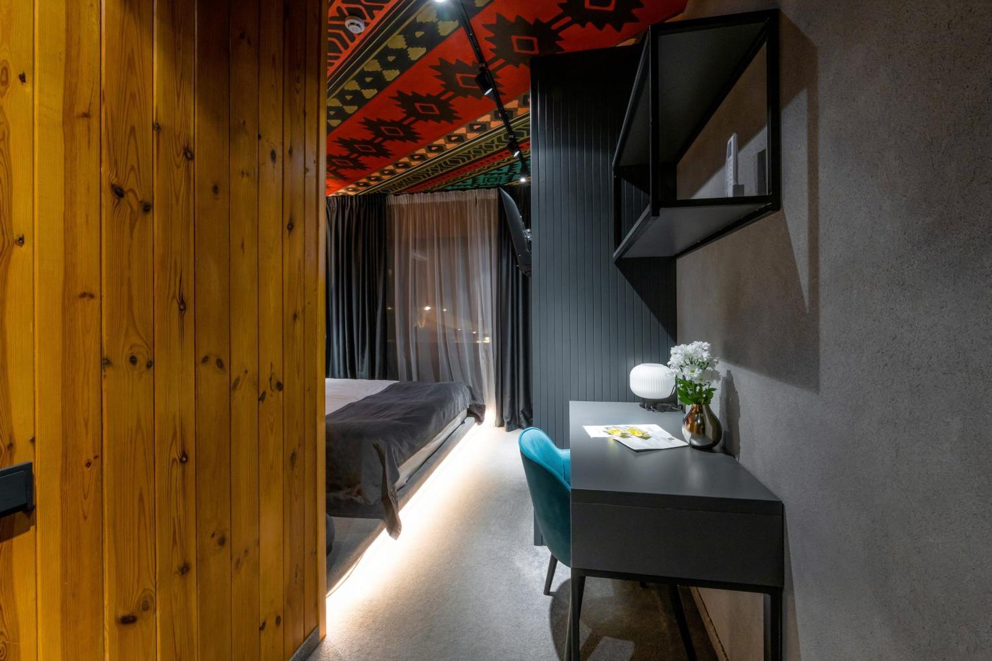 Stara Pravda Hotel บูโคเวล ภายนอก รูปภาพ